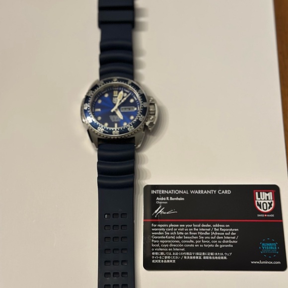 Luminox - Picture 2 of 6